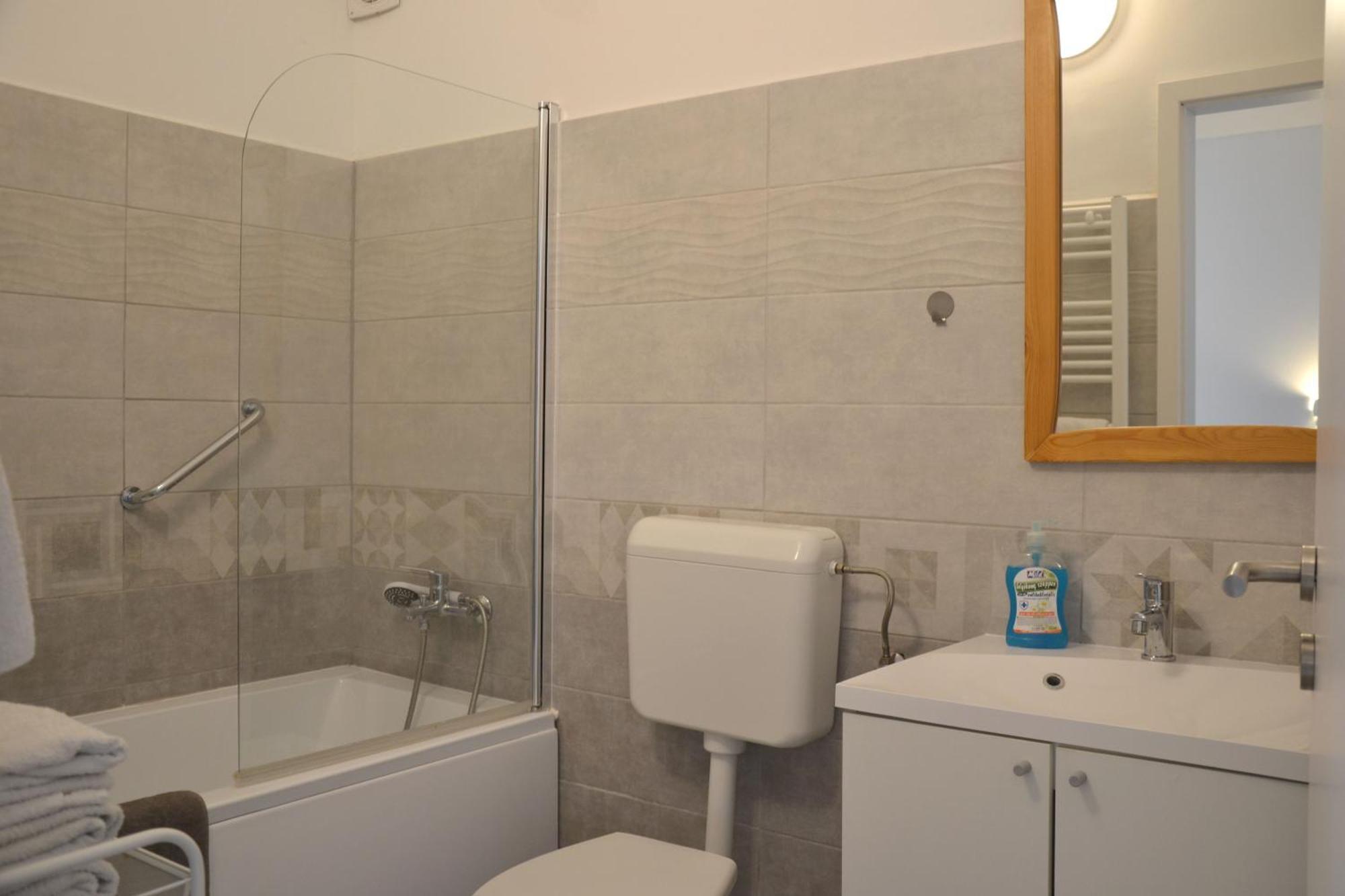 Akvamarin Apartman Keszthely Extérieur photo